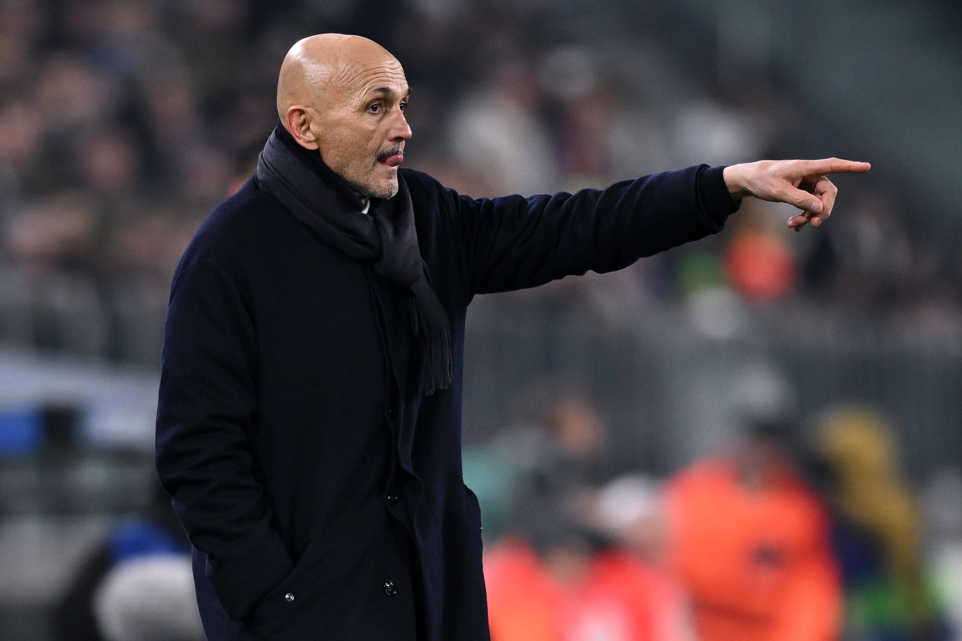 世界杯新赛制-斯帕莱蒂:要么赢要么就学 冬窗没买前锋?我对现有球员感到满意